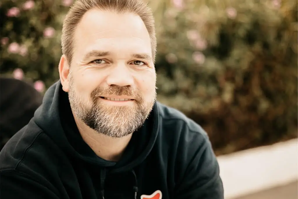 Portrai von Sören in der Sonne