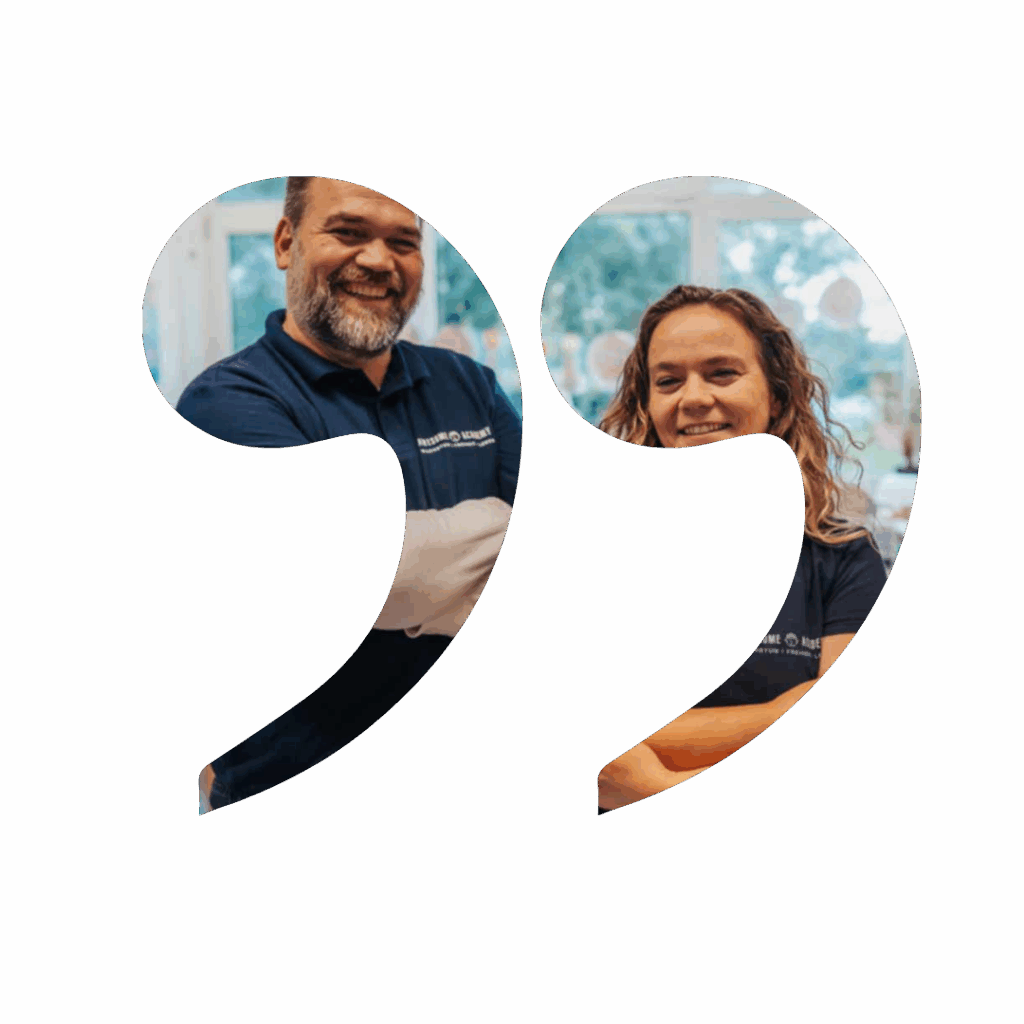 Anführungszeichen mit Claudia und Sören als Bild hinterlegt